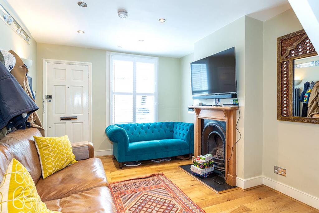 House in Elmbridge, Long Ditton - View 4