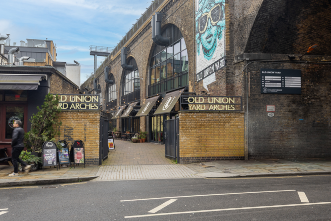 Flexible property space