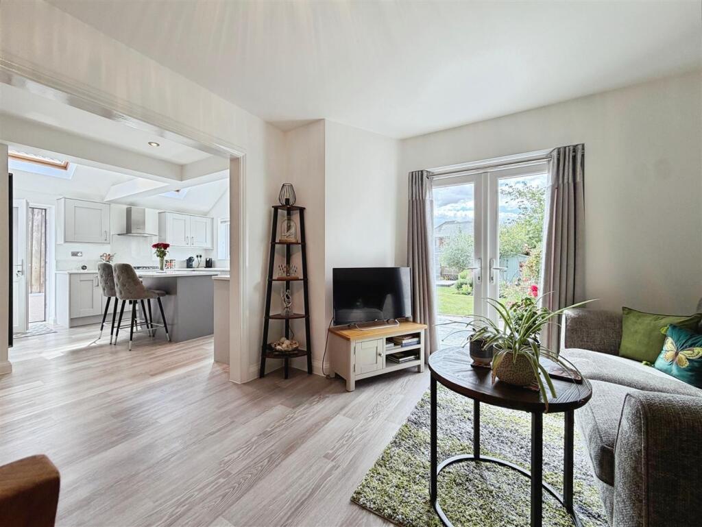 House in Warwick, Lillington, Royal Leamington Spa - View 2