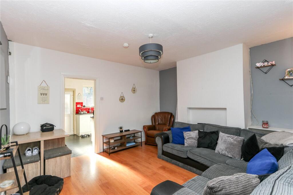Ladybridge Road, Cheadle Hulme, Stockport, Greater Manchester, SK8 photo 3