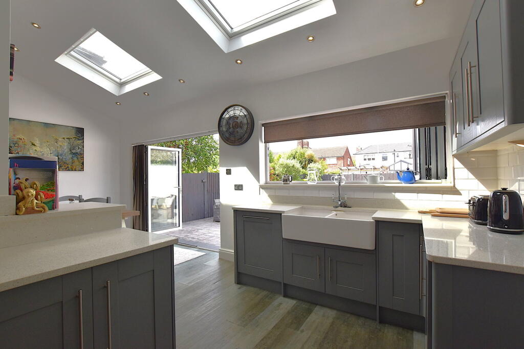Queens Drive, Prenton, CH43 - View 6