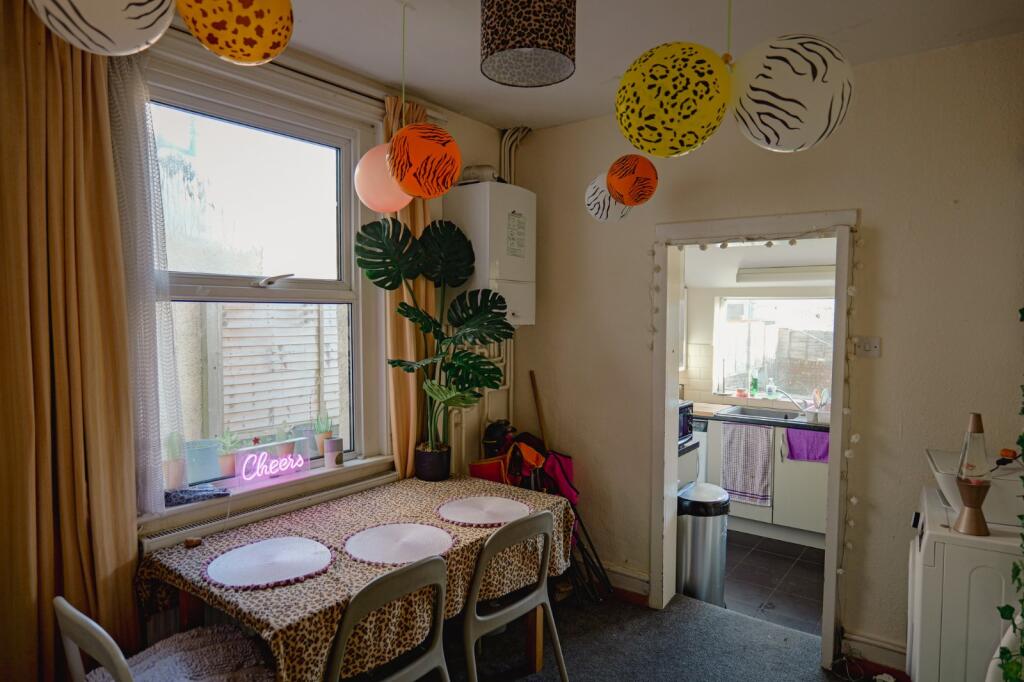 Main image of property: Gloucester Road, Horfield, Bristol, Somerset, BS7