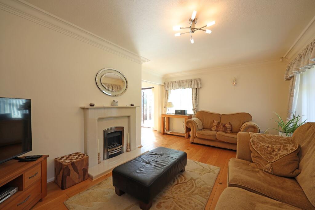 Roe Lane, Westlands, ST5 photo 2