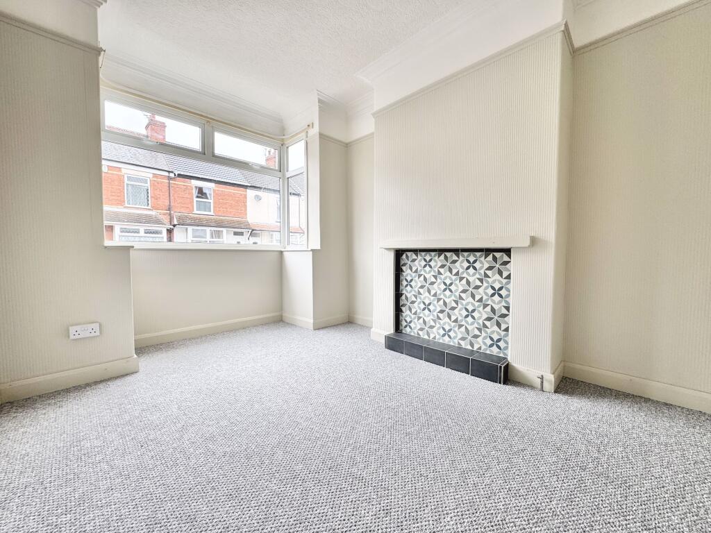 House in Grimsby, New Clee - View 2