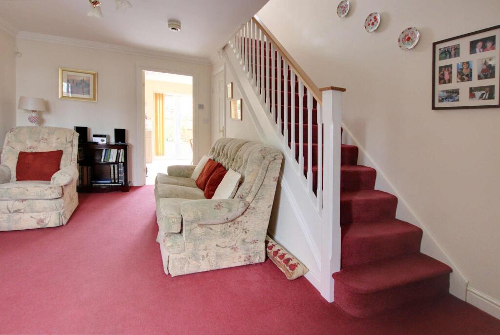 Great Gatton Close, Shirley photo 3