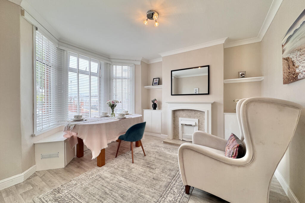 House in Barry, Gibbonsdown - View 2