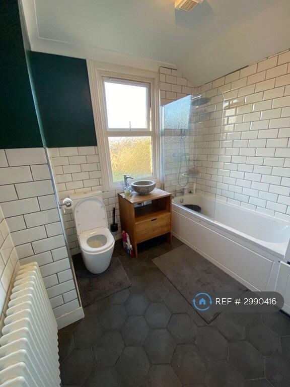 House in London, Royal Borough of Greenwich - View 4