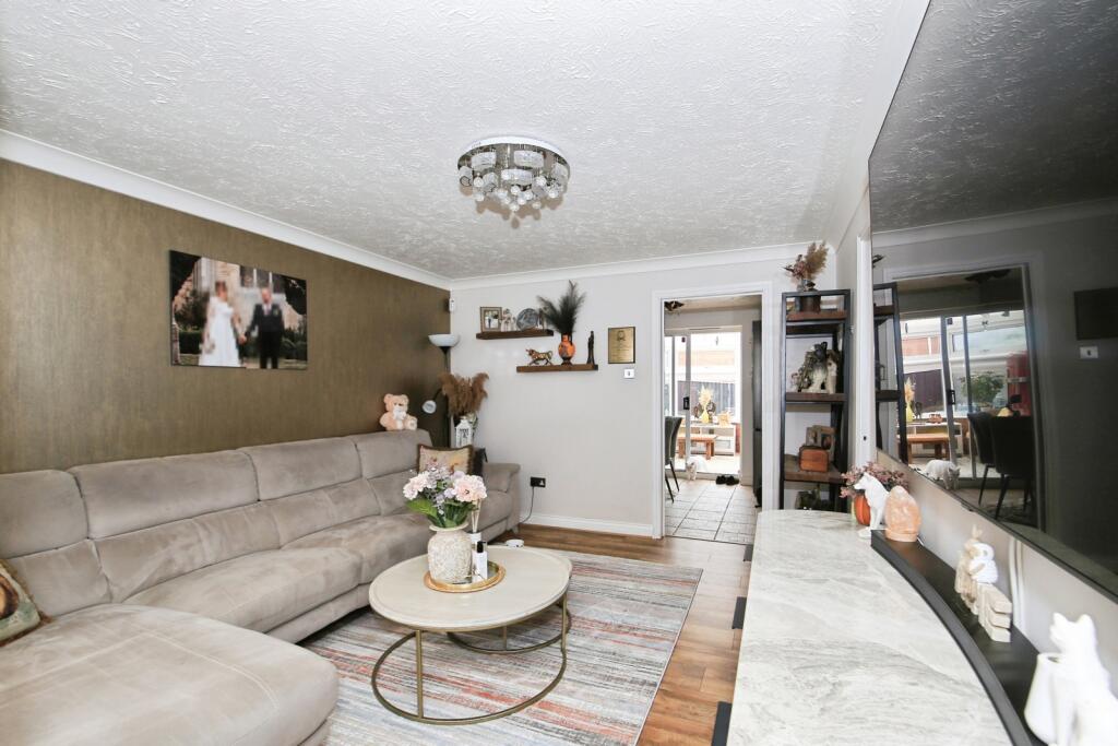 House in Peterborough - View 2
