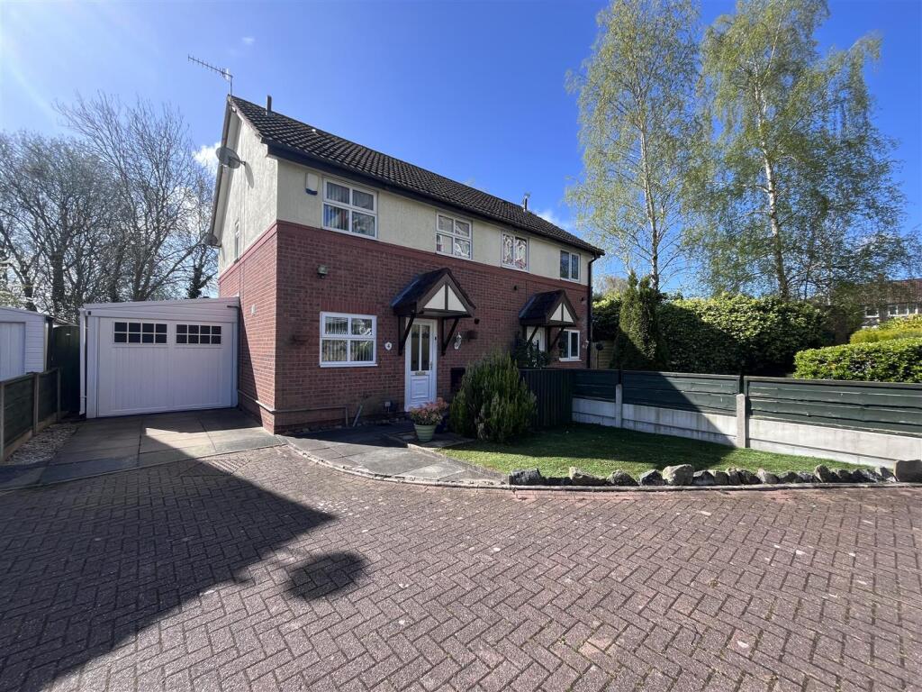 Main image of property: Tatton Road, Handforth, Wilmslow