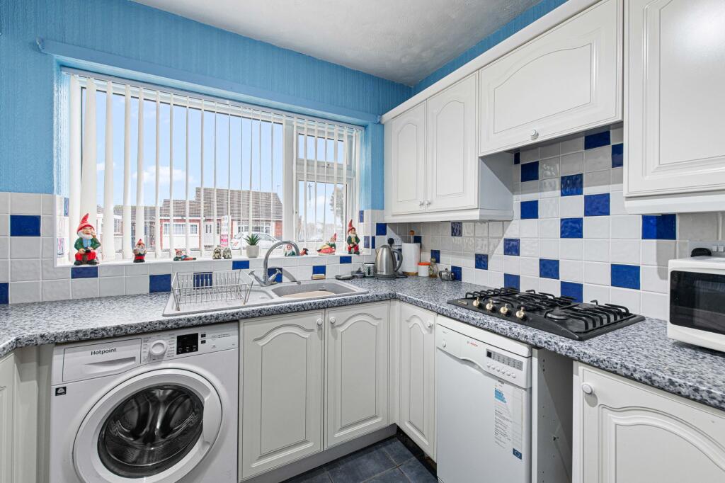 House in East Lindsey, Skegness - More