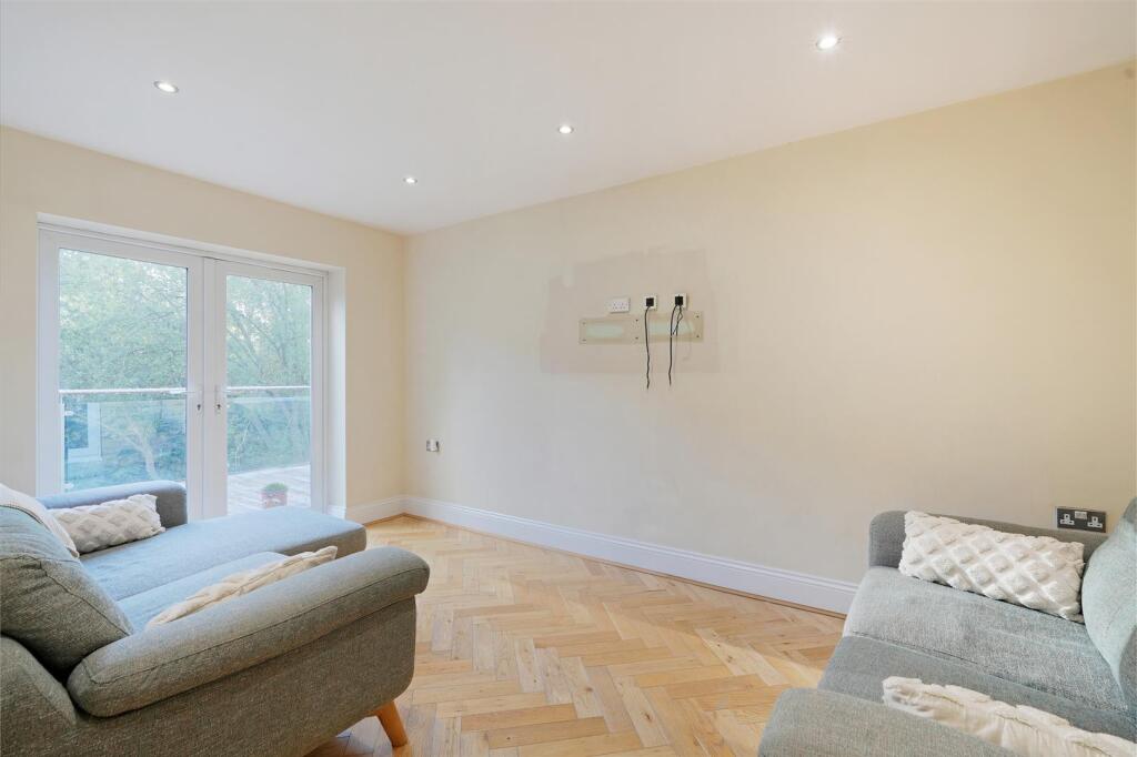 House in Sheffield, Bradway - More
