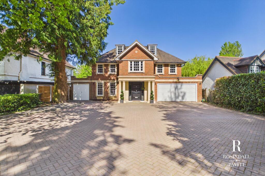Main image of property: How Lane, Chipstead, CR5