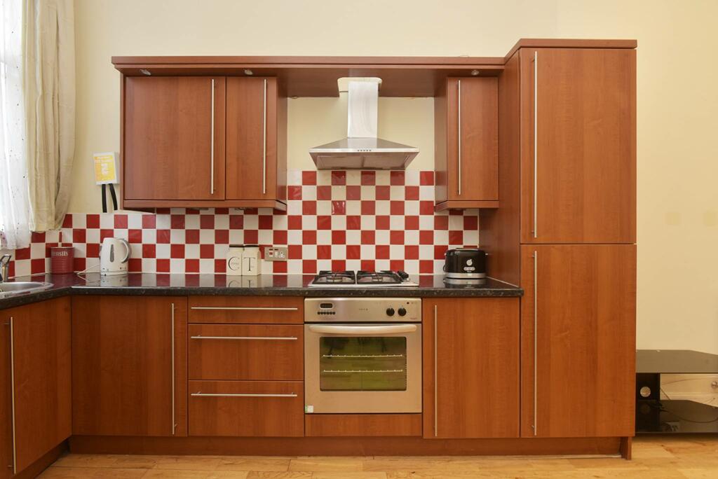 1-bed flat on 1 Dudley Avenue South, Edinburgh, EH6 4PH, £175,000