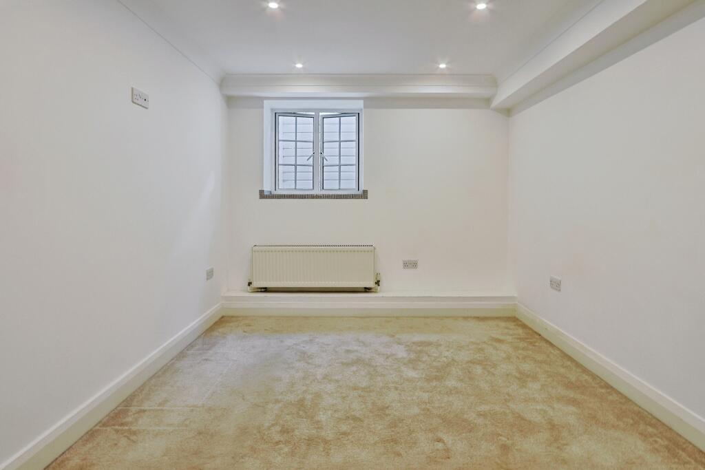 Apartment in Bournemouth - View 4