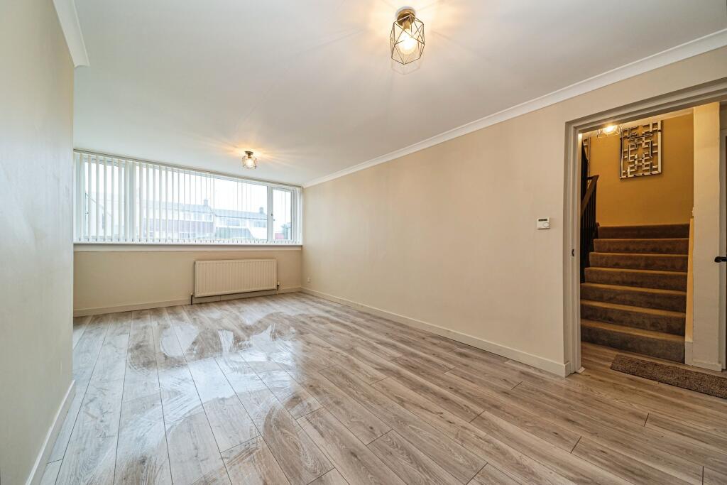 Leeward Circle, Glasgow, G75 photo 3
