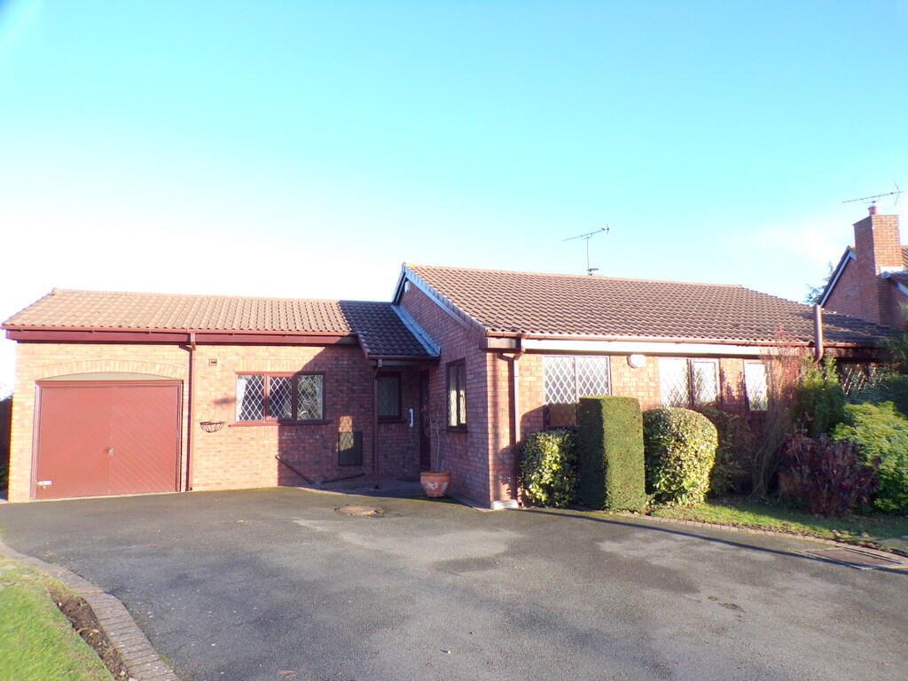 Main image of property: 4 Brancote Mount, prenton