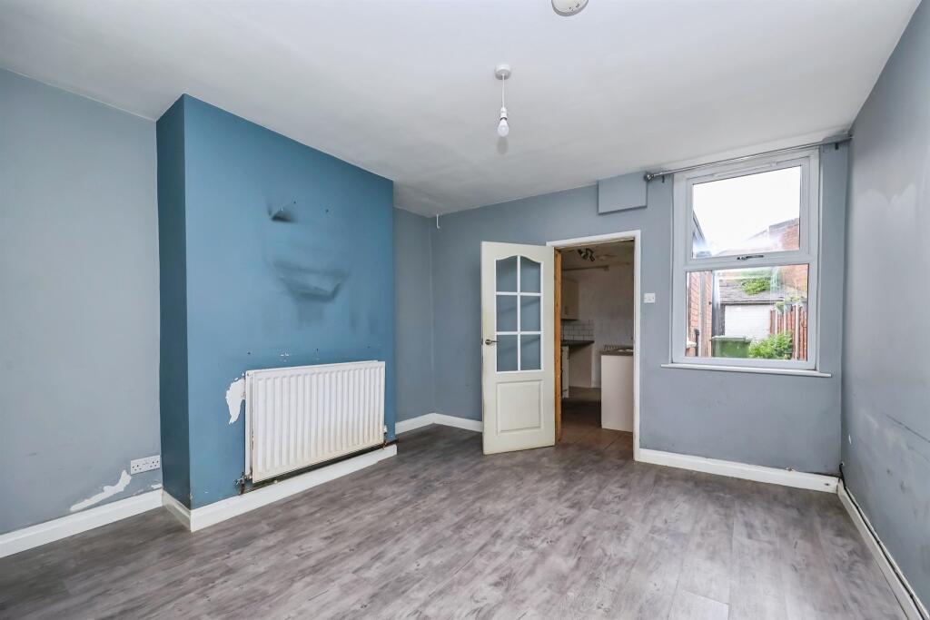 Queen Street, Langley Mill, Nottingham - View 3