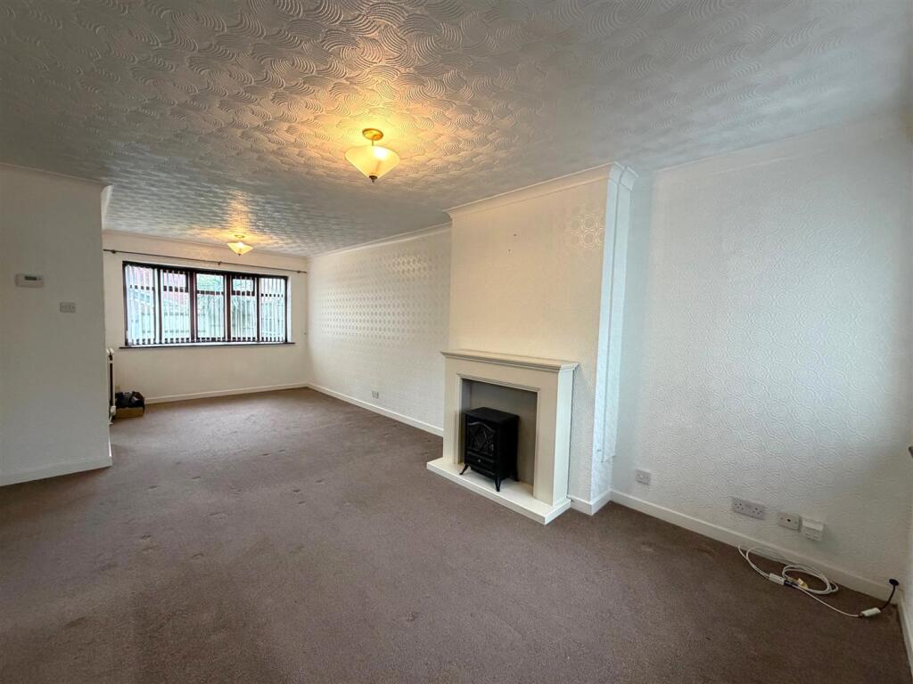House in Westhoughton, Wingates - View 2