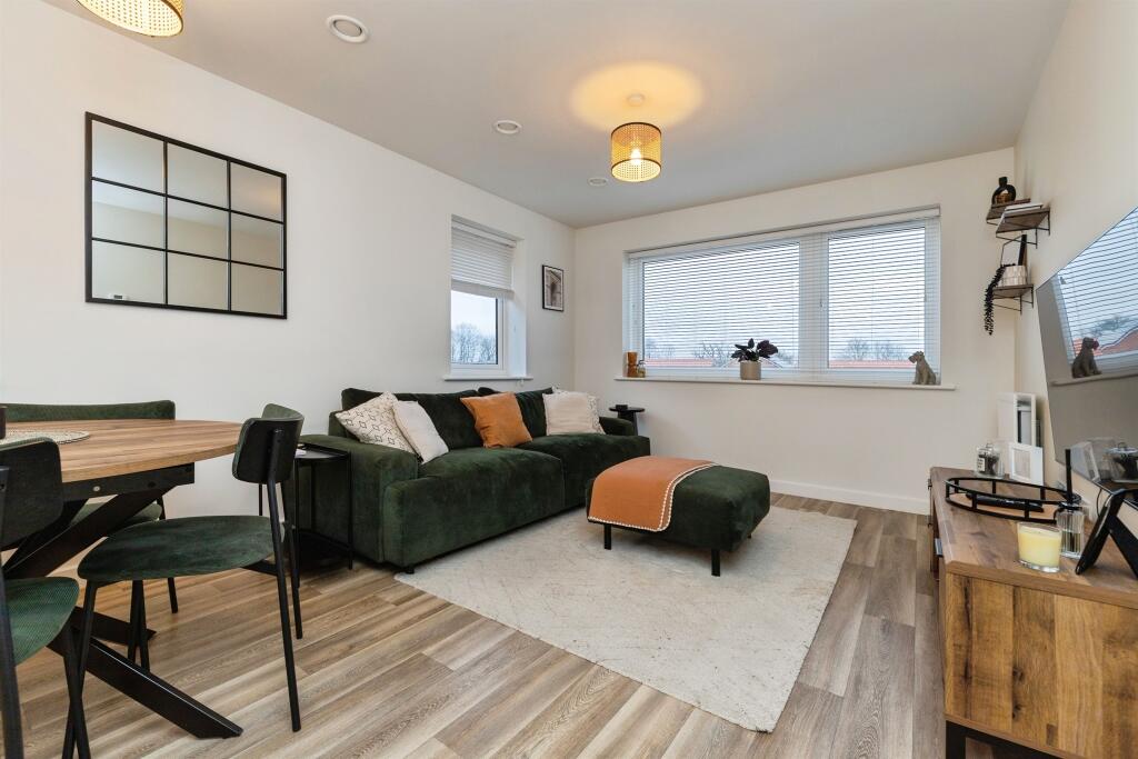 Additional image 6 of Blossom Drive, Welwyn Garden City