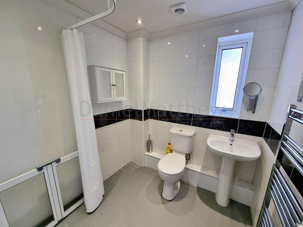 Mervyn Way, Pencoed, CF35 photo 4