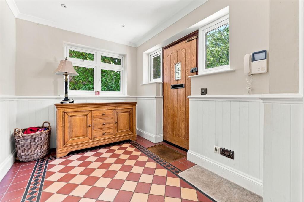 House in Nottingham - View 2