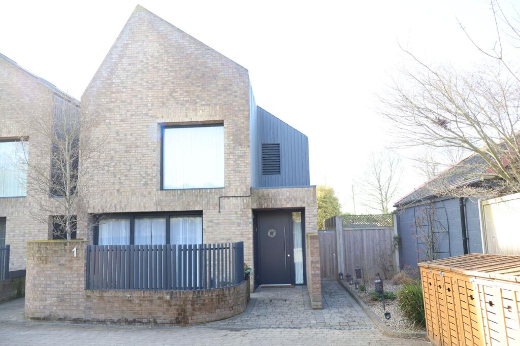Main image of property: Woodside Mews Watford WD25