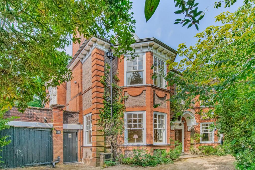 Main image of property: Woodborough Road,
Putney, SW15
