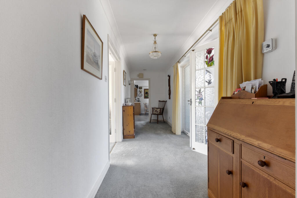 Craigweil Manor Private Estate, Aldwick, West Sussex - View 5