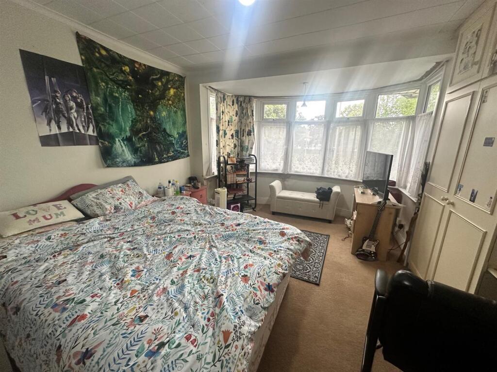 House in Twickenham - View 5