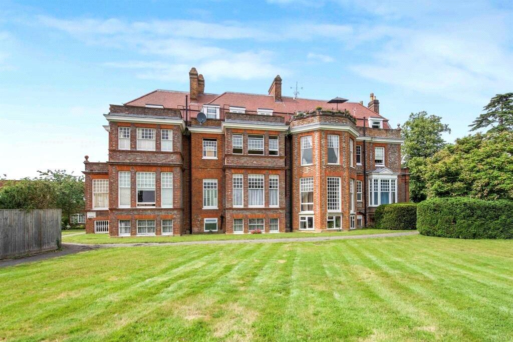 Main image of property: Rosehill House, Peppard Road, Emmer Green, RG4