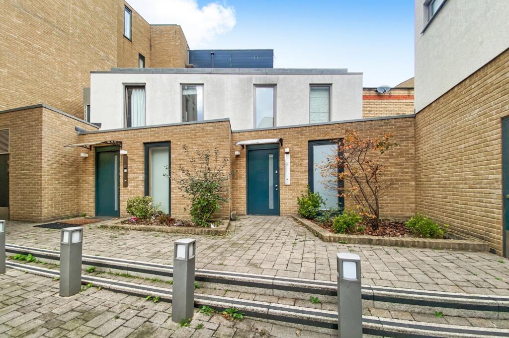 House in London - View 4