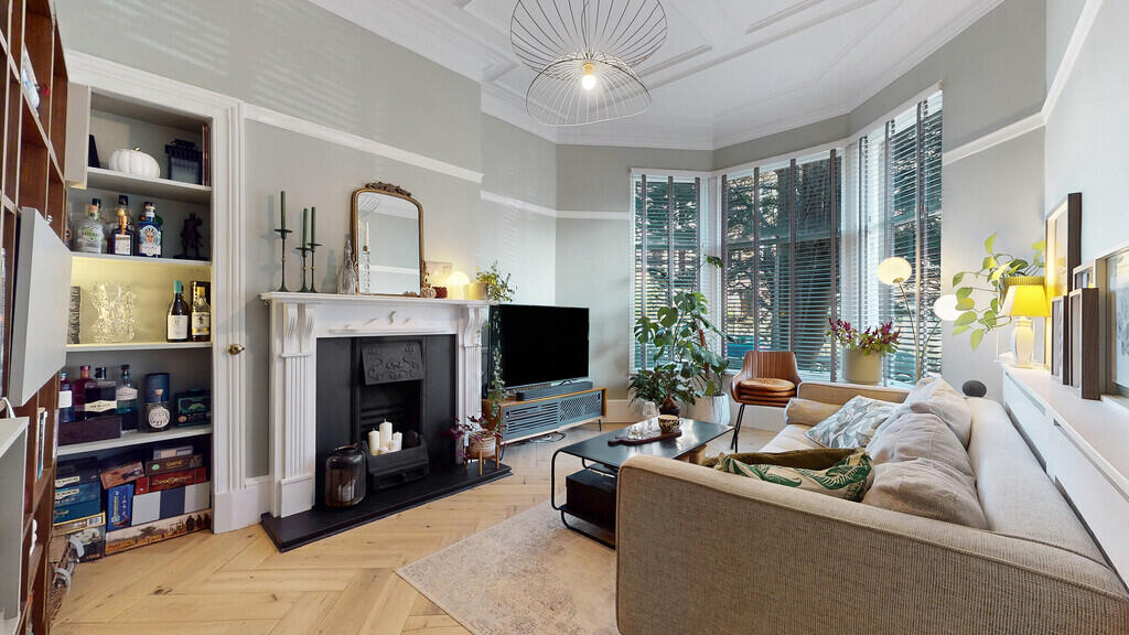 Apartment in Glasgow - View 2