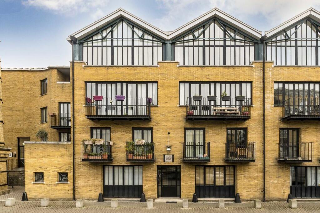 Main image of property: Burrells Wharf Square, Canary Wharf