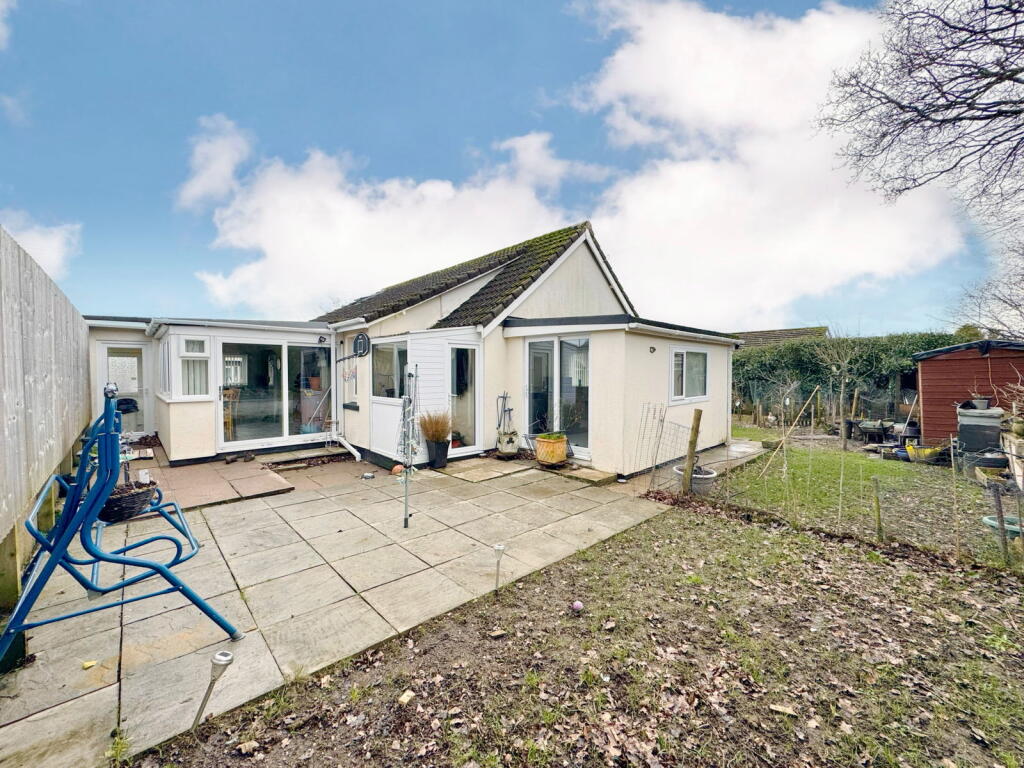 Main image of property: Leaze Road, Kingsteignton, Newton Abbot, Devon, TQ12 3JR