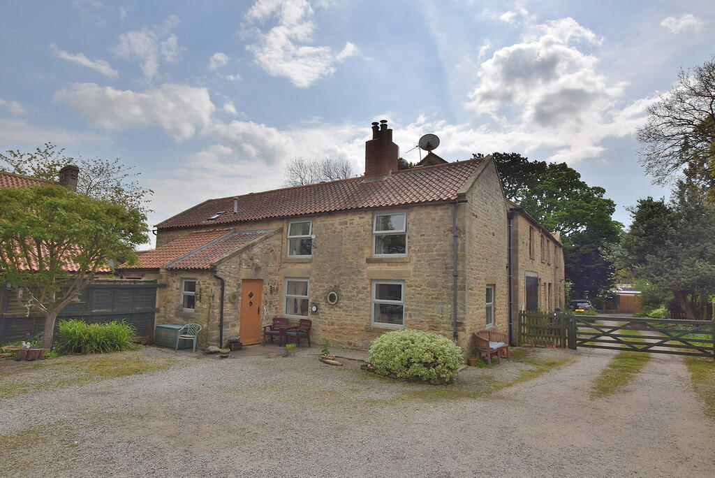 Main image of property: Morris Grange, Great North Road
