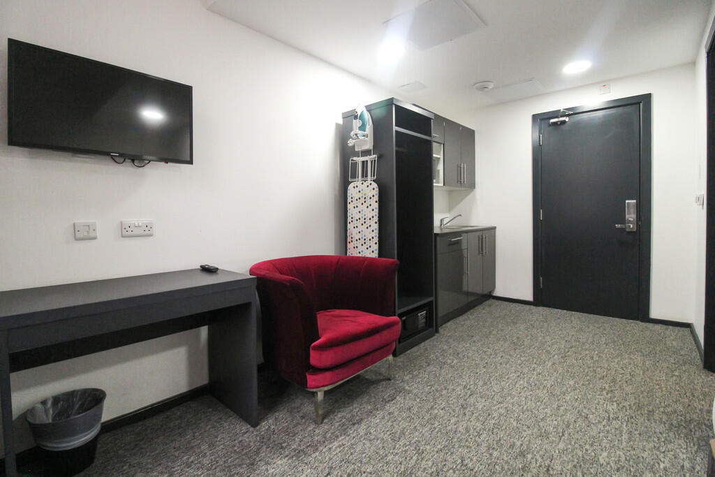 Regency Suites, Russell Street photo 4