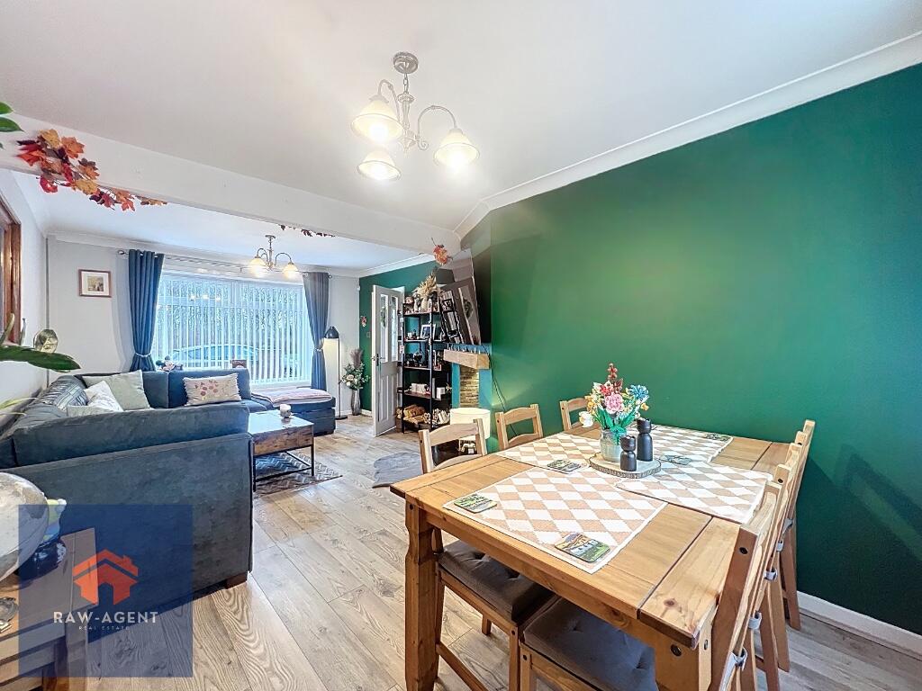 Broad Hey, Bootle, Merseyside, L30 photo 4