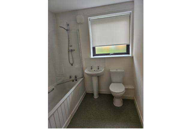Apartment in Glasgow - View 5