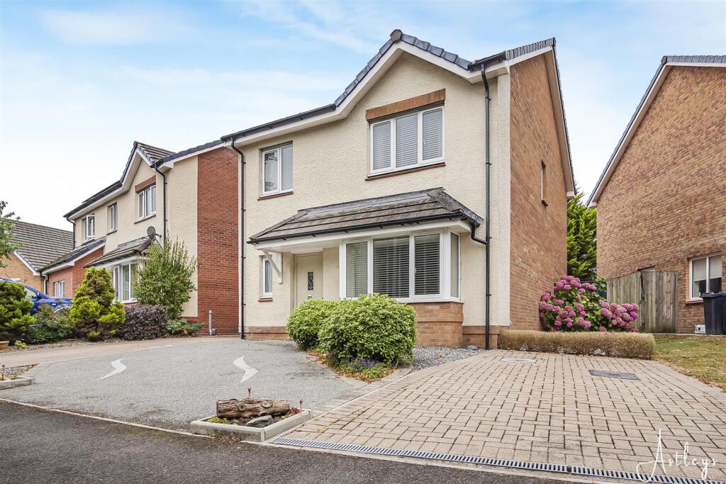 Main image of property: Tennant Grove, Neath