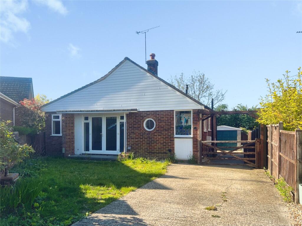 Main image of property: Melrose Gardens, Arborfield Cross, Reading