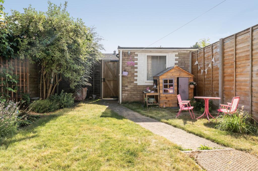 House in Backwell, West Town - View 4
