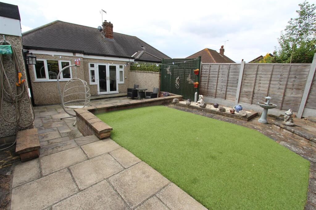 House in London, Chingford - View 4