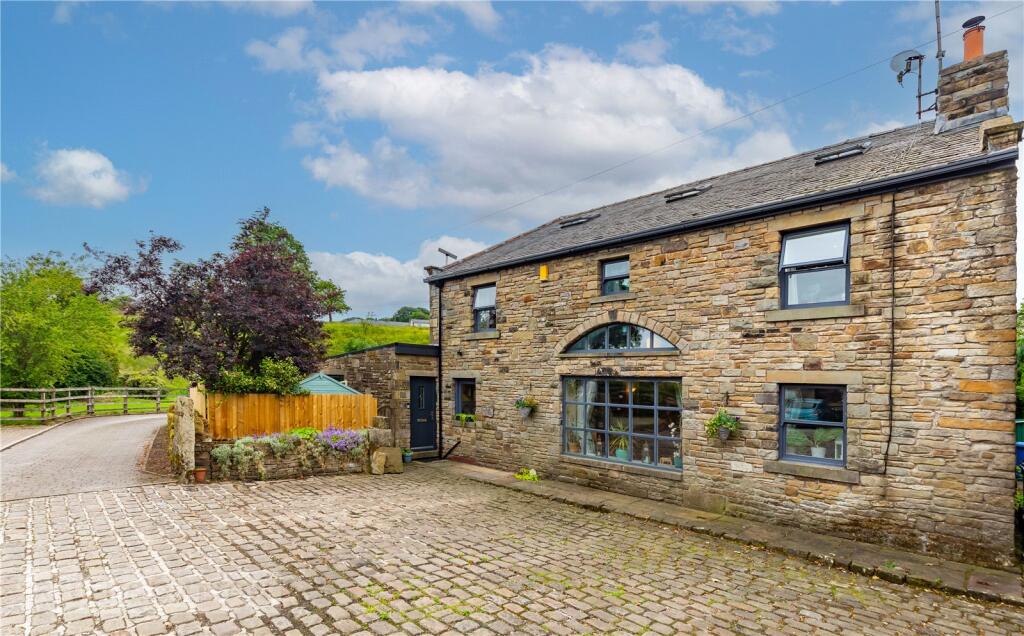 Main image of property: Clough Fold Barn, Loveclough Fold, Rossendale, BB4