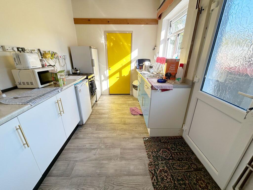 House in Wigan, Spring View - More