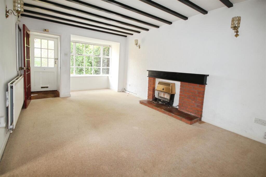 Rose Close, Woodley, Reading, Berkshire, RG5 photo 2