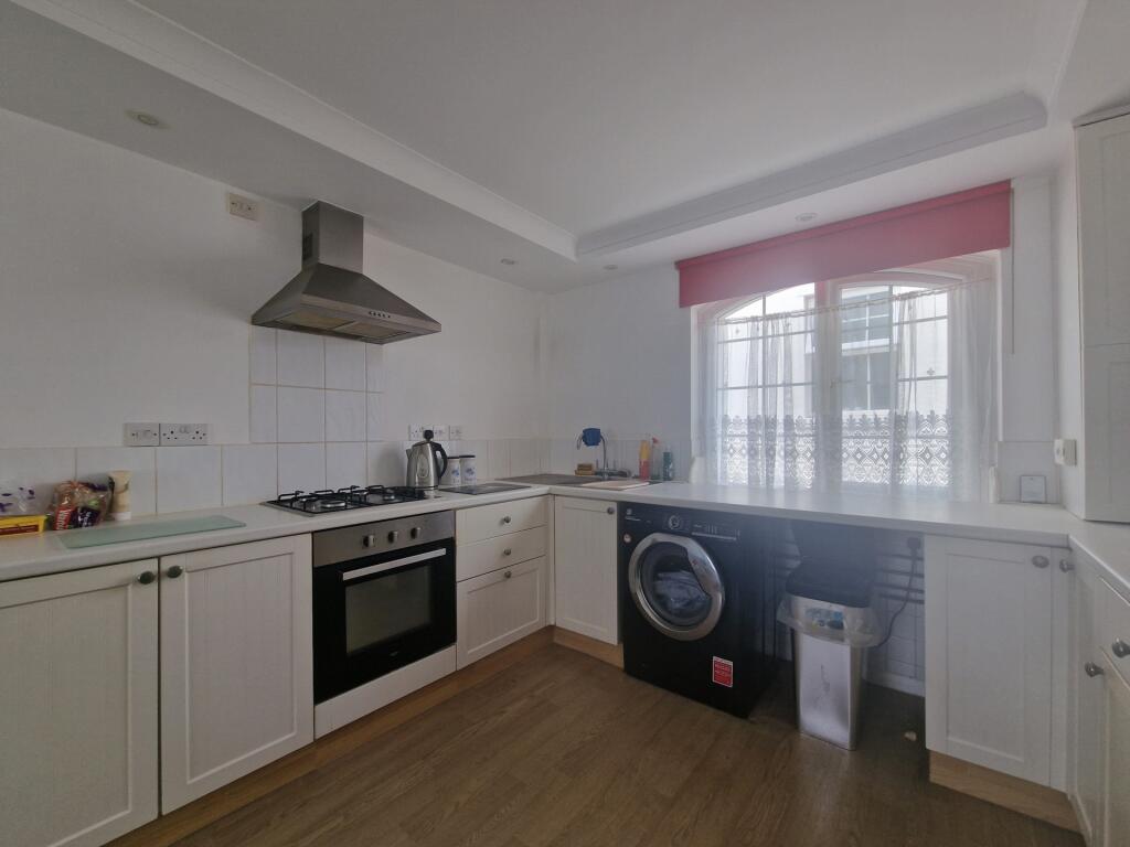 Apartment in Canterbury - View 4