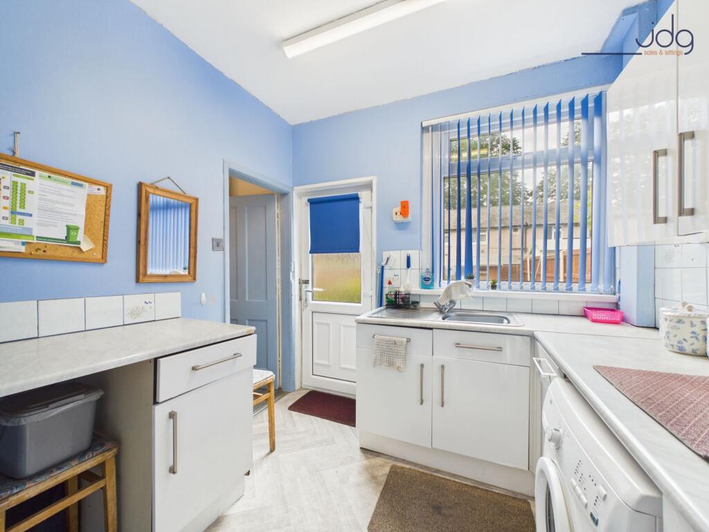 House in Lancaster - View 5