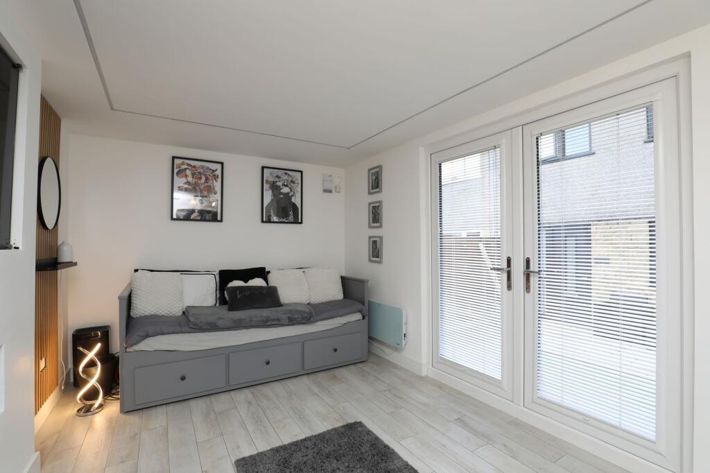 Springwood, Llanedeyrn, Cardiff, CF23 photo 4