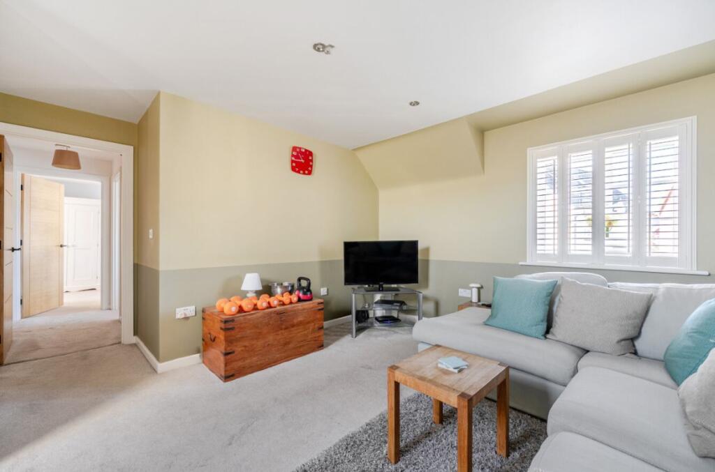 Downham Close, Great Denham photo 2