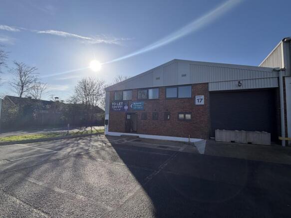 17 Ashford Industrial Estate Exterior 2.jpeg
